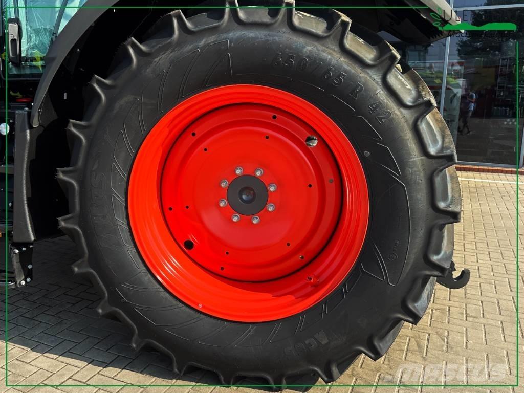 CLAAS AXION 810 HEXA Tractors