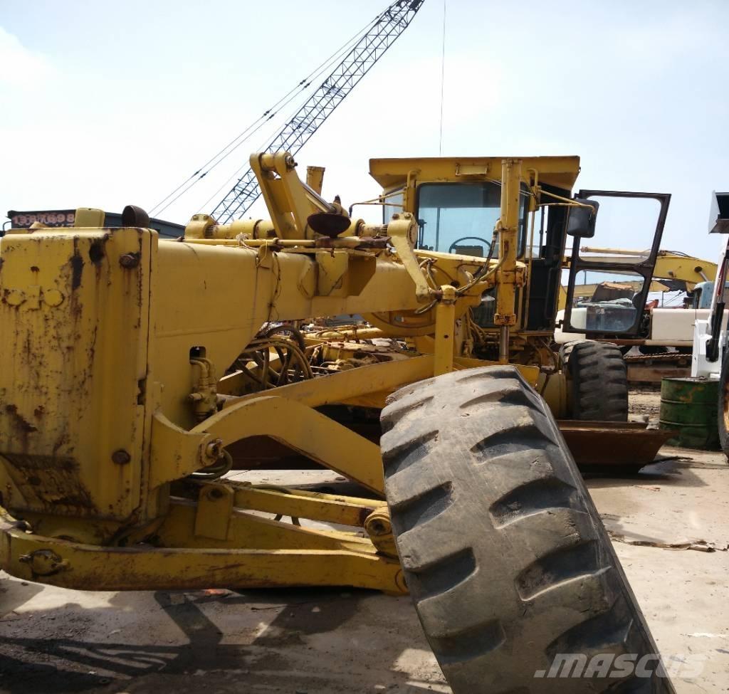 Komatsu GD 705 A-4A Graders