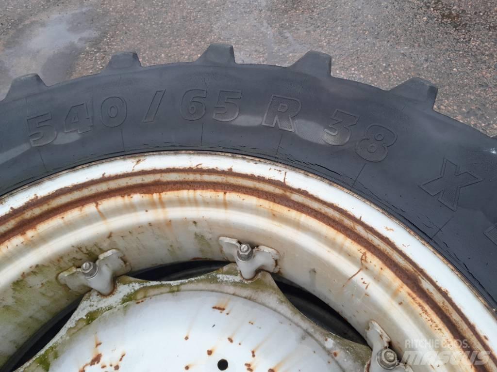 Michelin 540/65R38 Tyres, wheels and rims
