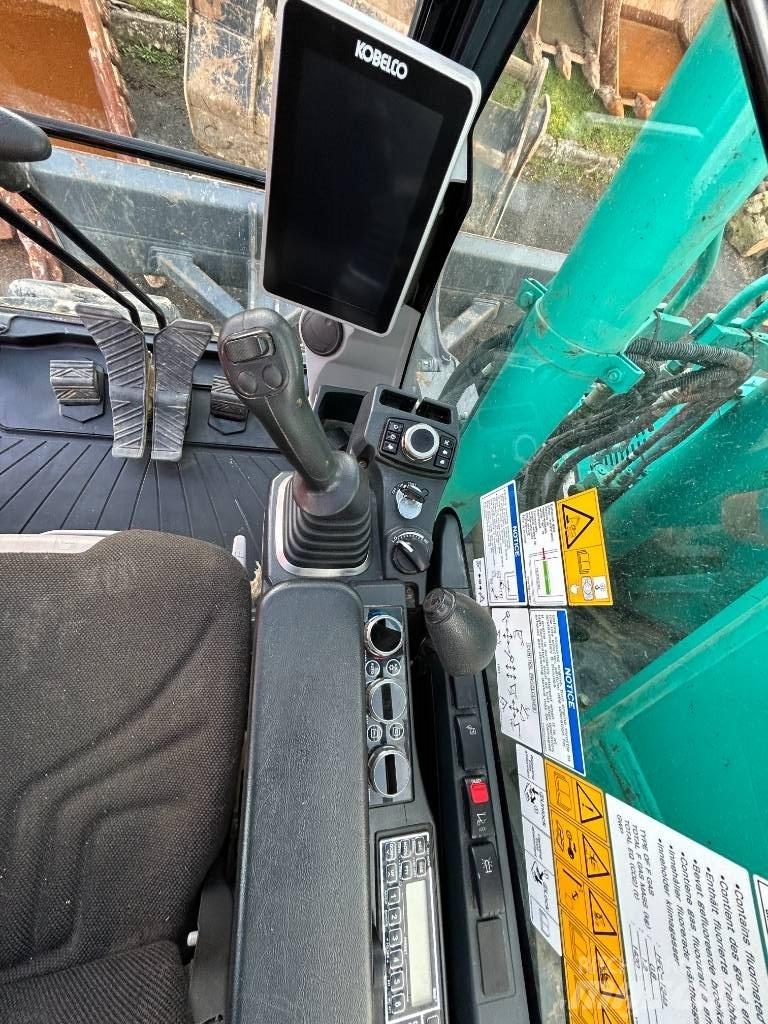 Kobelco SK 140 SR LC Crawler excavators