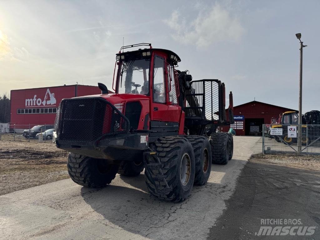 Komatsu 895 Forwarders