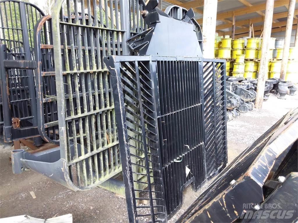 Komatsu Grind Chassis and suspension