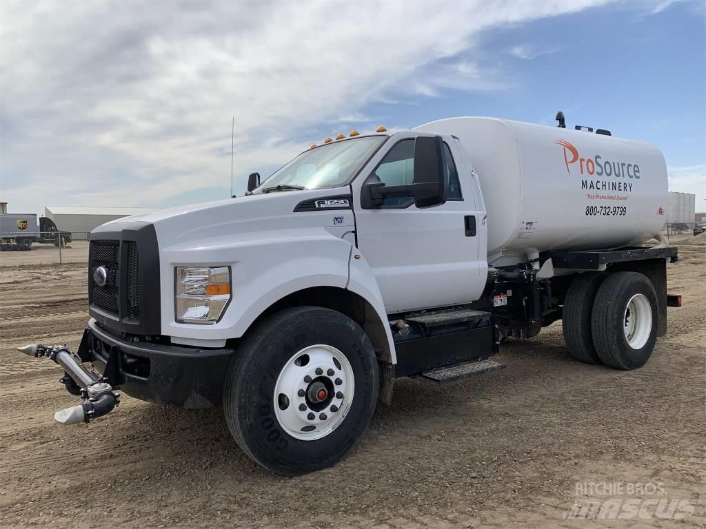 Ford F 650 XL SD Water bowser