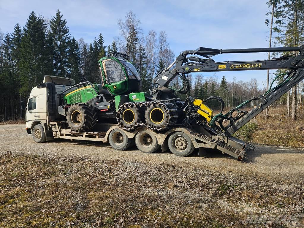 Volvo FM 12 Forest machine transport trucks