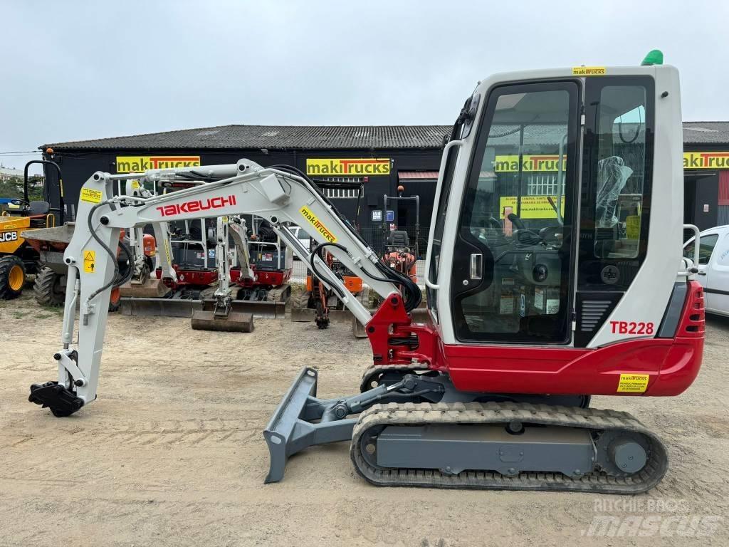 Takeuchi TB228 Mini excavators < 7t (Mini diggers)