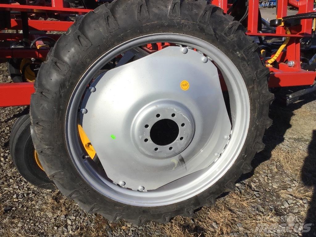 BKT Rivipyörät Tyres, wheels and rims