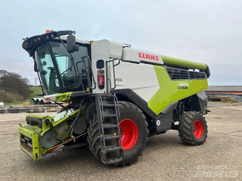 CLAAS Lexion 6800 Combine harvesters