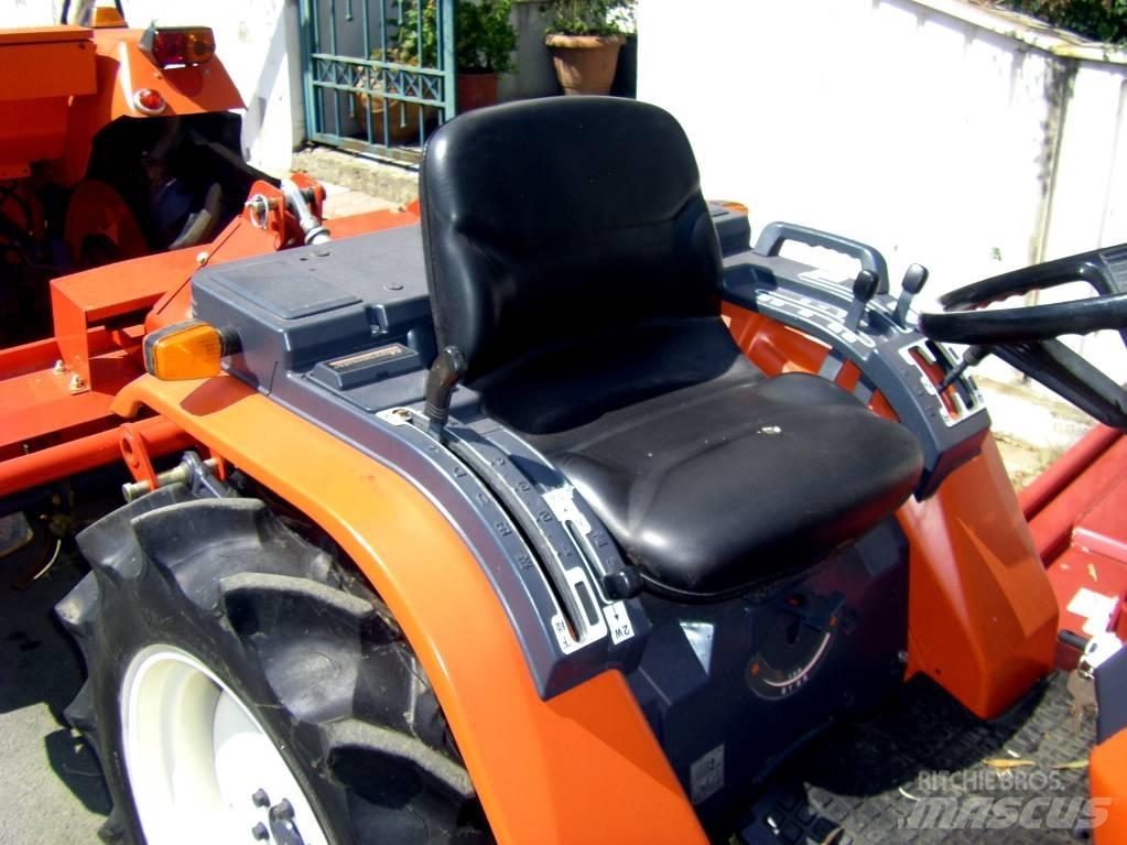 Kubota ASTE A-17 4wd Tractors