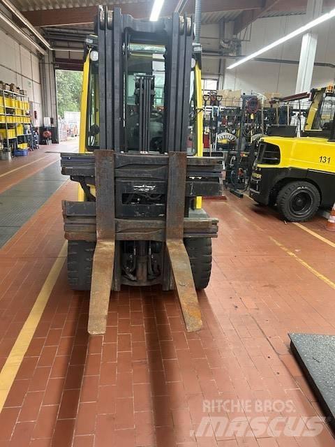 Hyster H2.5FT Diesel trucks