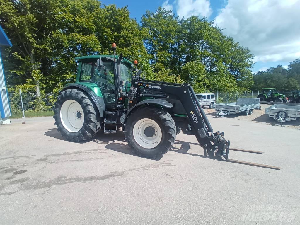 Valtra T 160 Tractors