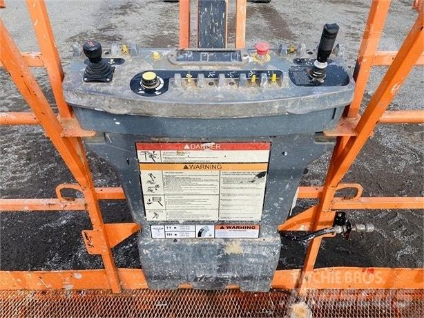 JLG 860 SJ Telescopic boom lifts