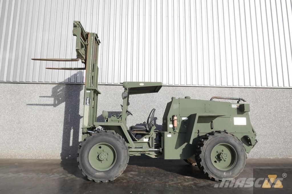 CASE M4K Ex-army Rough terrain truck