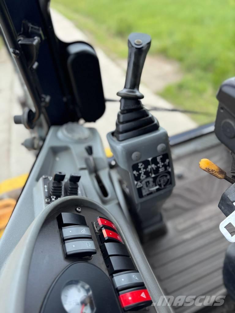 Volvo BL 71, JOYSTICK Backhoe