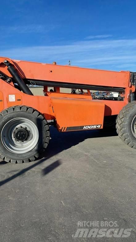 SkyTrak 10054 Telescopic handlers