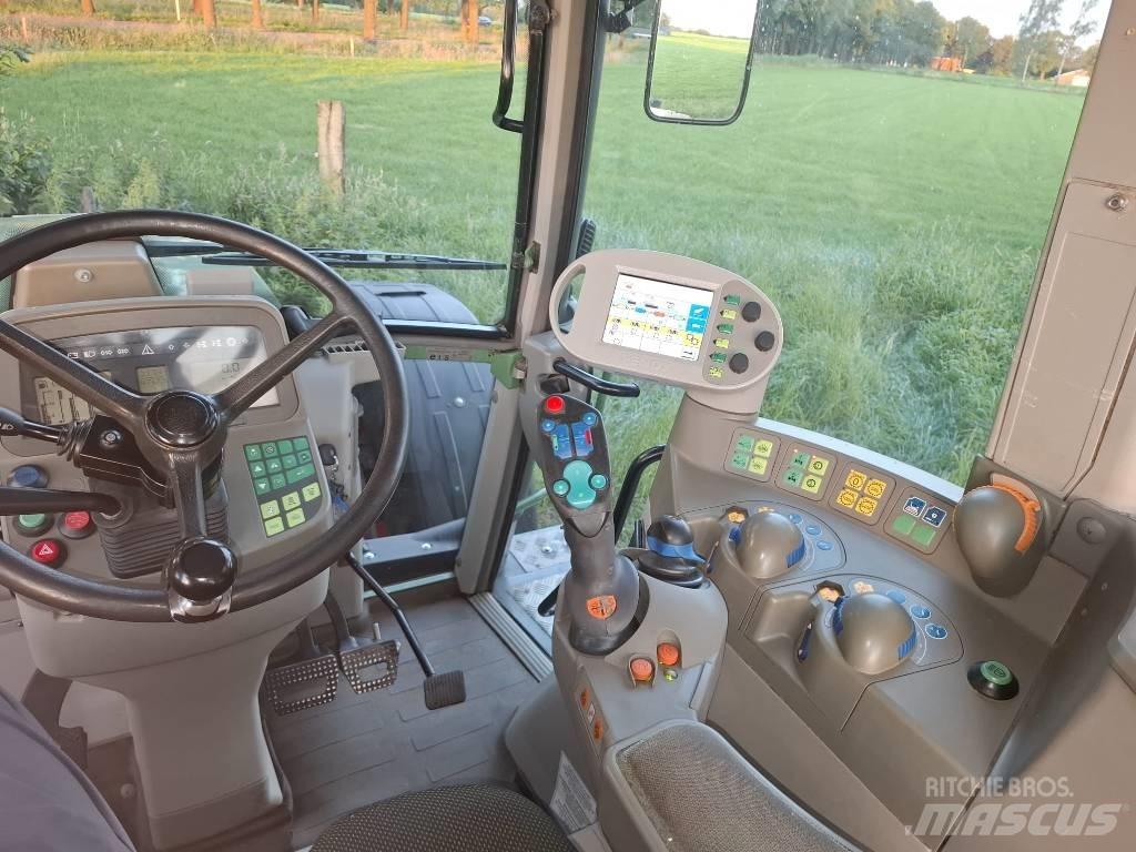 Fendt 712 Vario Tractors