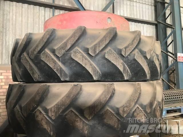 Stocks ROW CROPS Tyres, wheels and rims