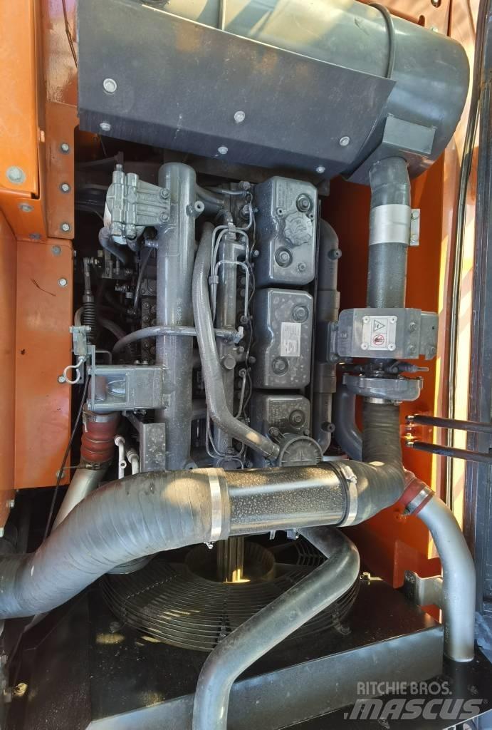 Doosan DX300LC- 9C Crawler excavators