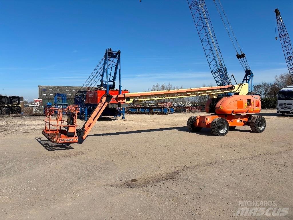 JLG 860 SJ Telescopic boom lifts