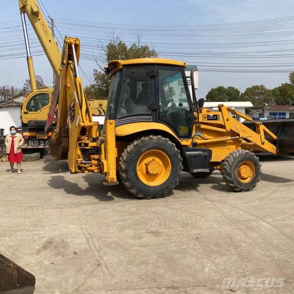 JCB 3 CX Backhoe