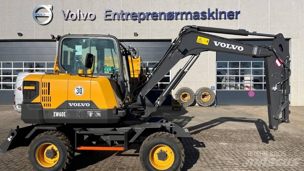 Volvo EW60E Wheeled excavators