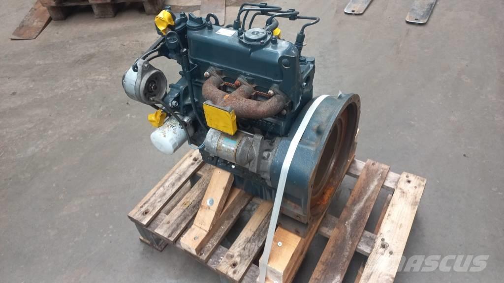 Kubota D905 Engines