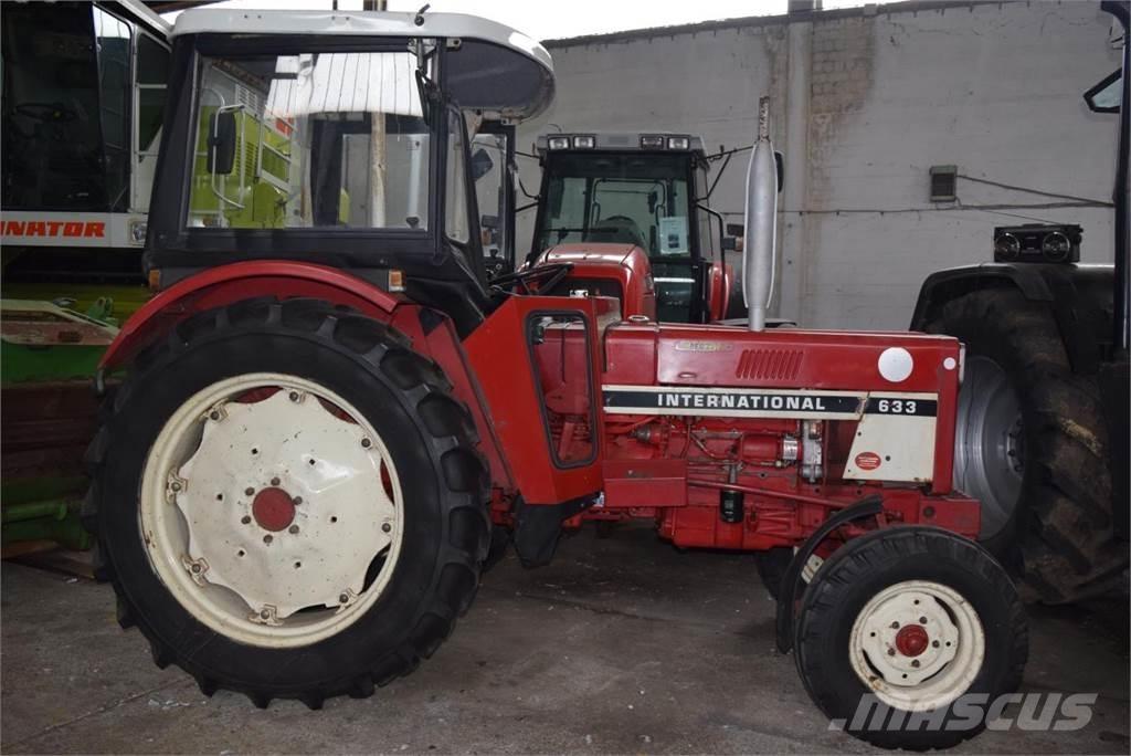 Case IH 733 Tractors