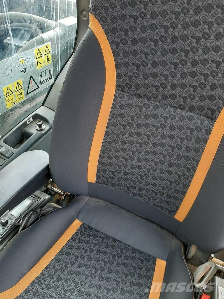 CASE CX 300 D Others