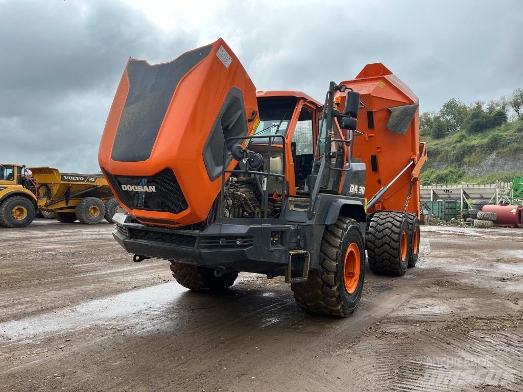 Doosan DA 30 Articulated Haulers