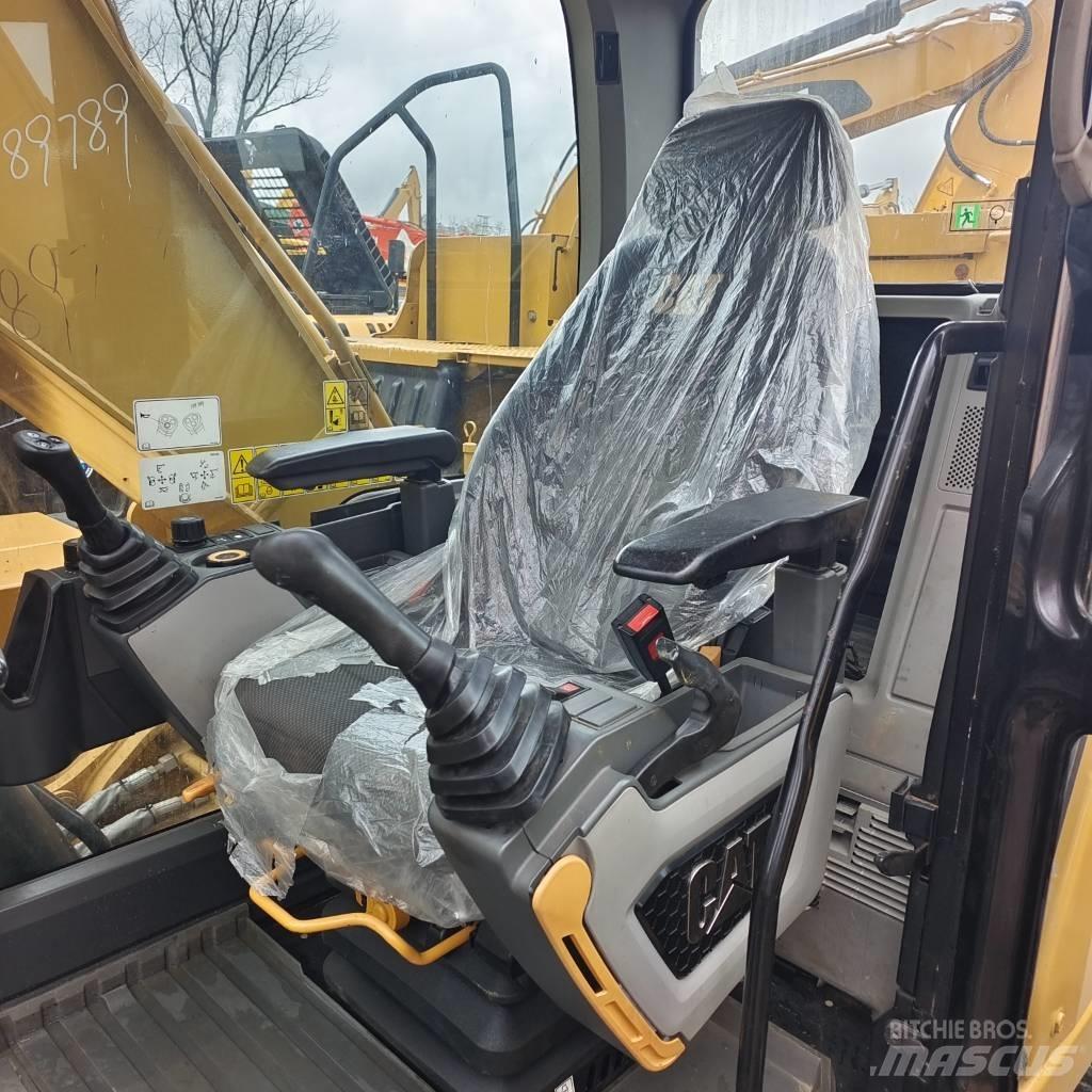 CAT 320GC Crawler excavators