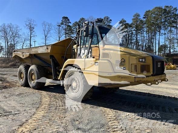 CAT 725C2 Articulated Haulers