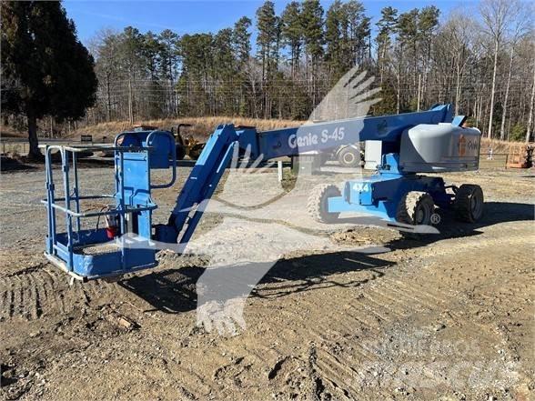 Genie S45 Telescopic boom lifts