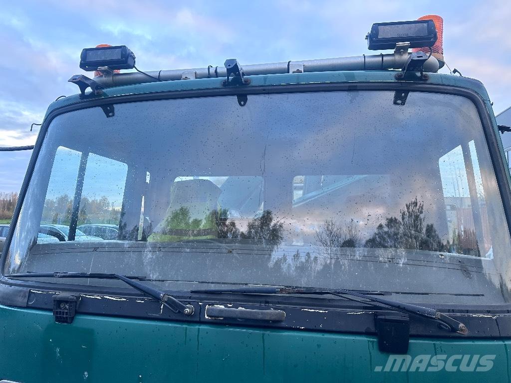 Volvo FL 6 Beavertail Flatbed / winch trucks