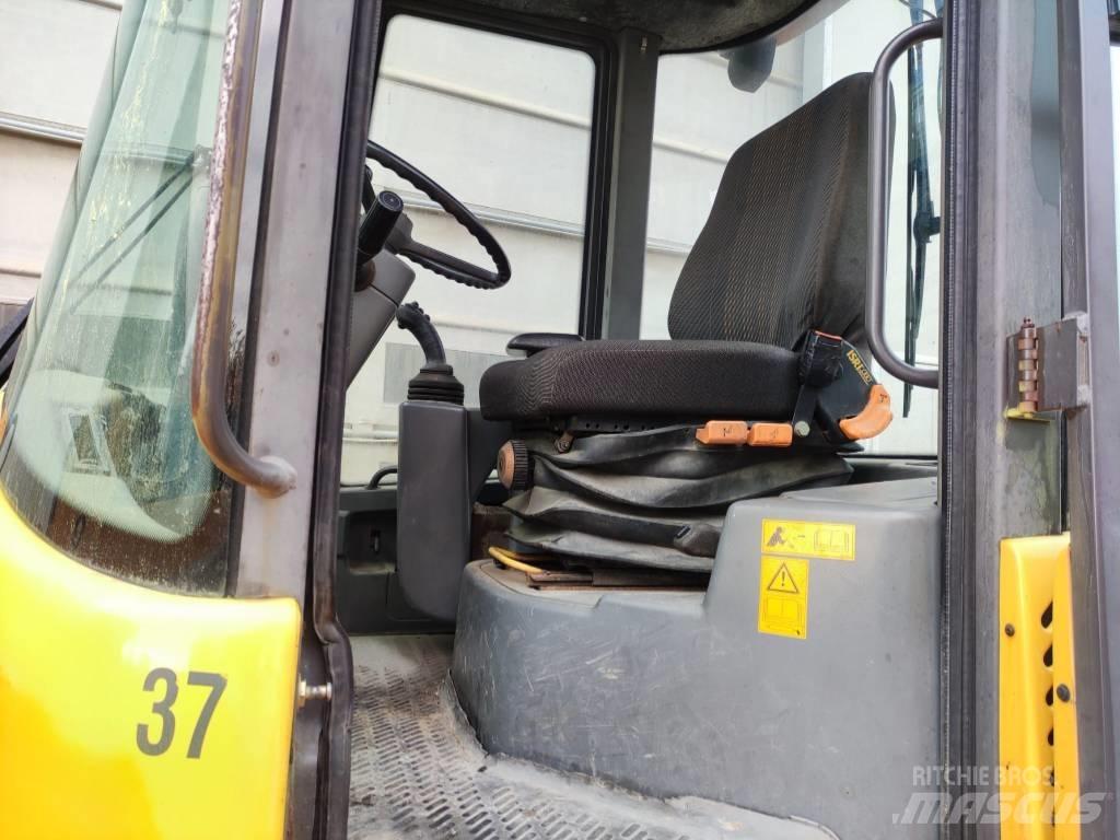 Volvo L 30 B Wheel loaders
