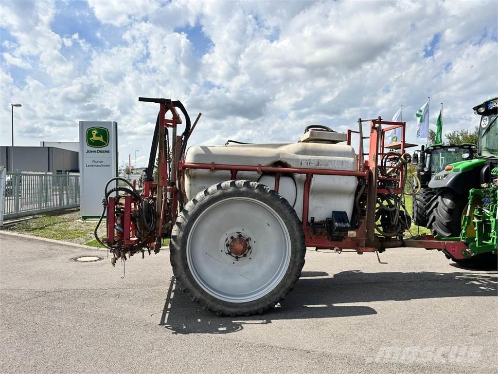 Holder IN280 Trailed sprayers