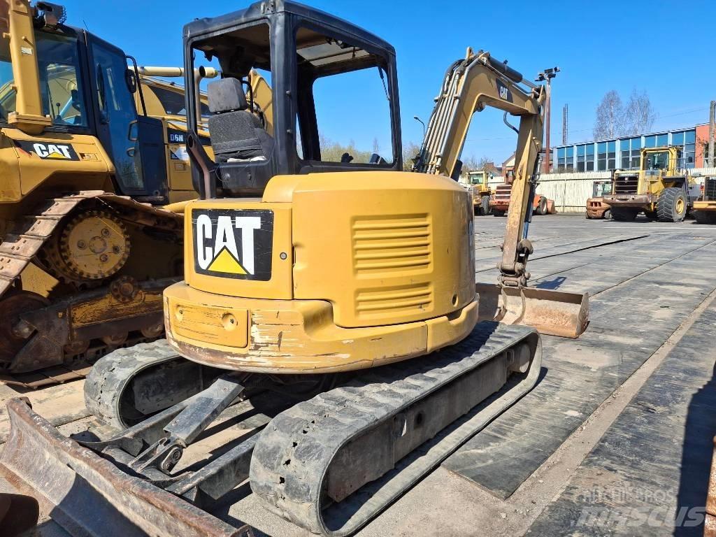 CAT 305 Mini excavators < 7t (Mini diggers)