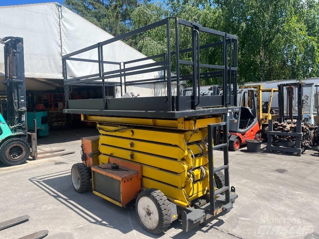 TKD 92FE      V-3024 Used Personnel lifts and access elevators