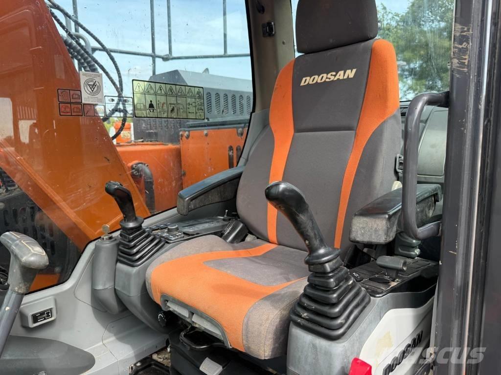 Doosan DX 140 LCR-5 Crawler excavators