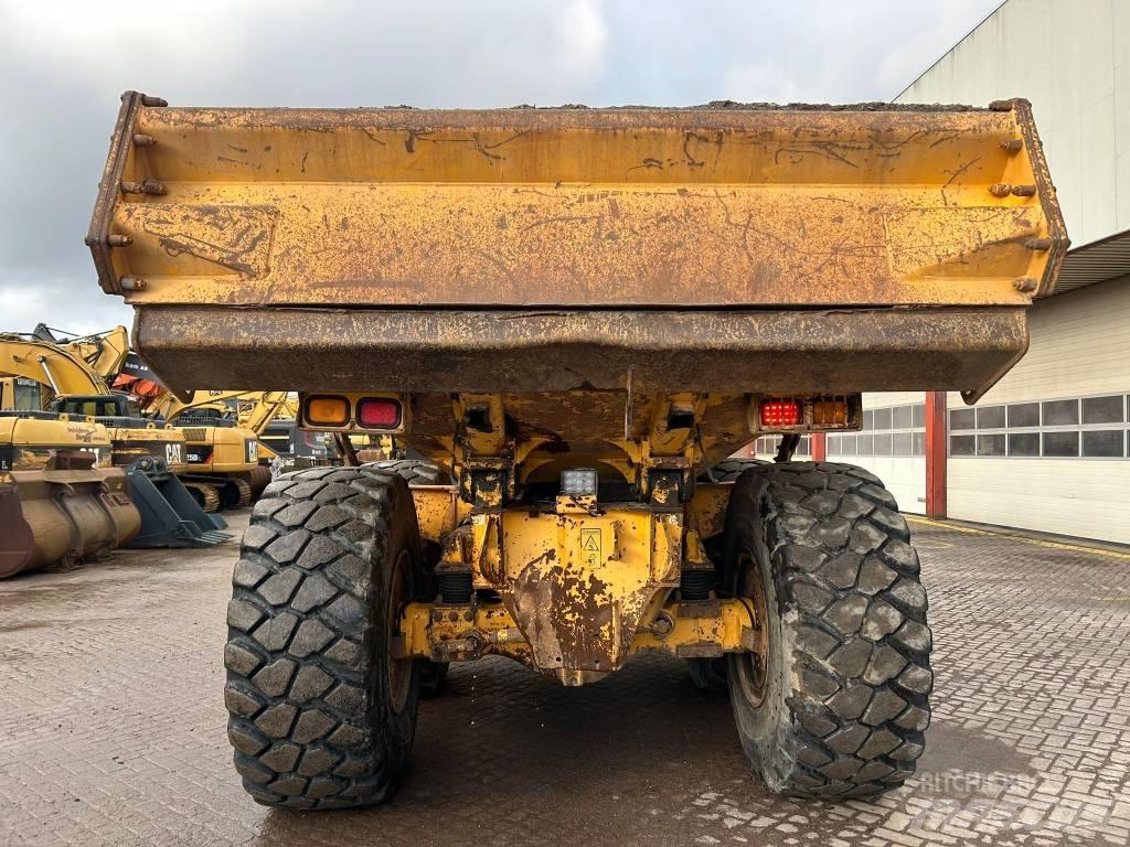 Volvo A 25 D Articulated Haulers