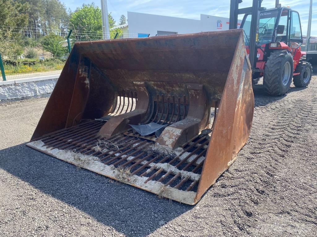 Volvo L 180 Buckets