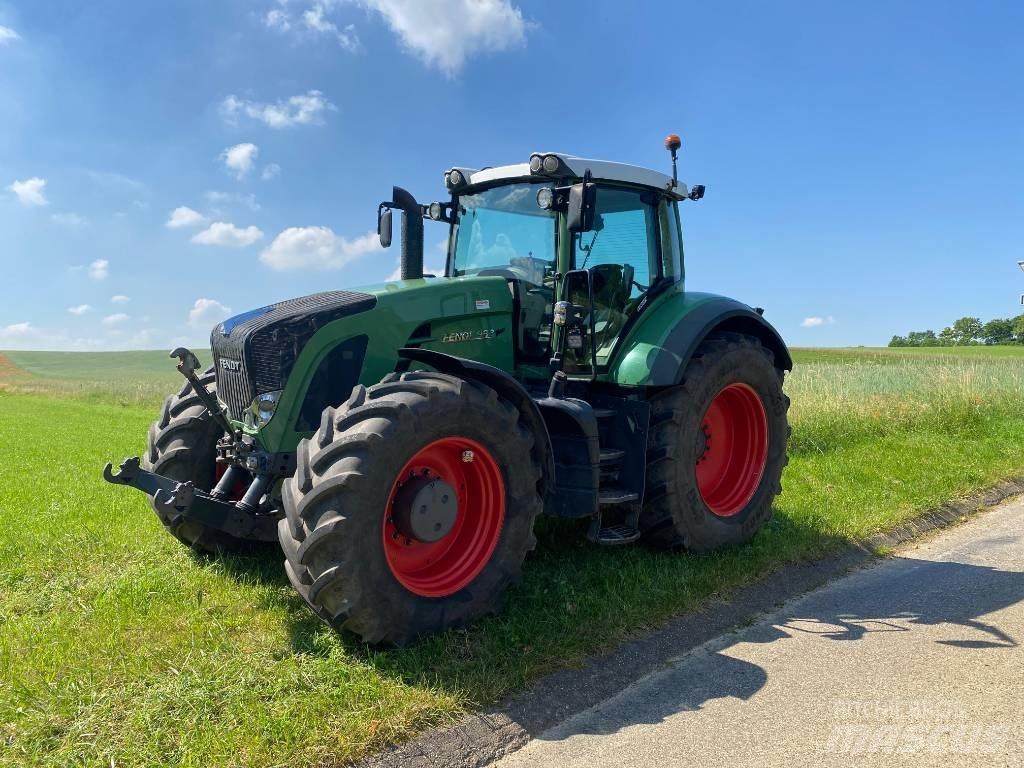 Fendt 933 Vario Tractors
