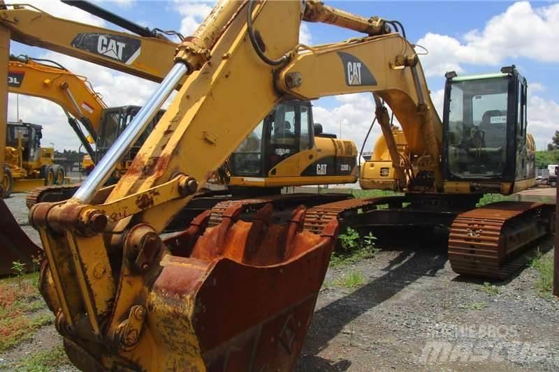 CAT 320C Mini excavators < 7t (Mini diggers)