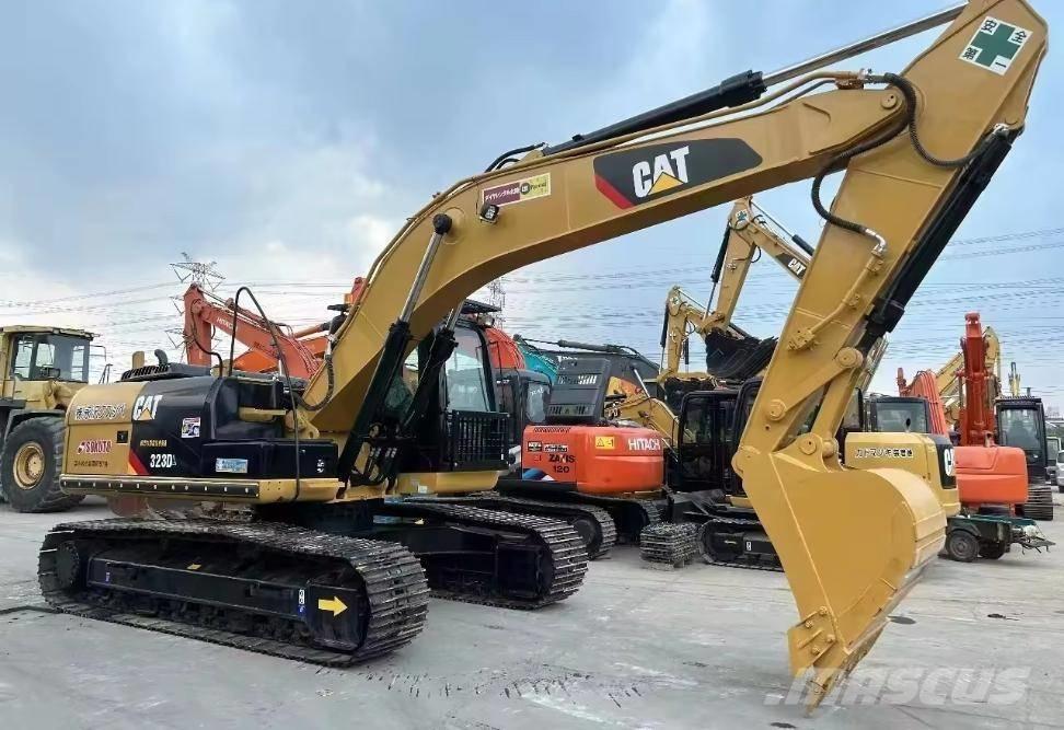 CAT 323 D L Crawler excavators