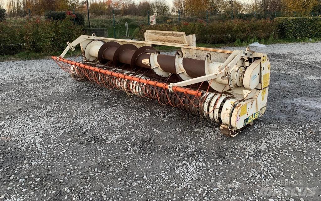 Idass 417 Other forage harvesting equipment