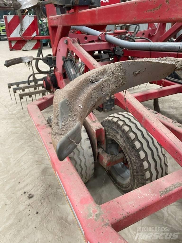 Horsch Terrano 6 FG Cultivators