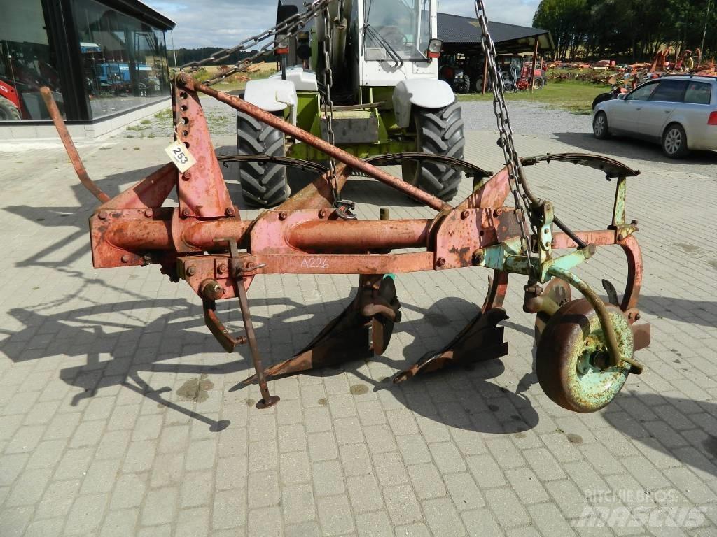 Kverneland 3k Ploughs