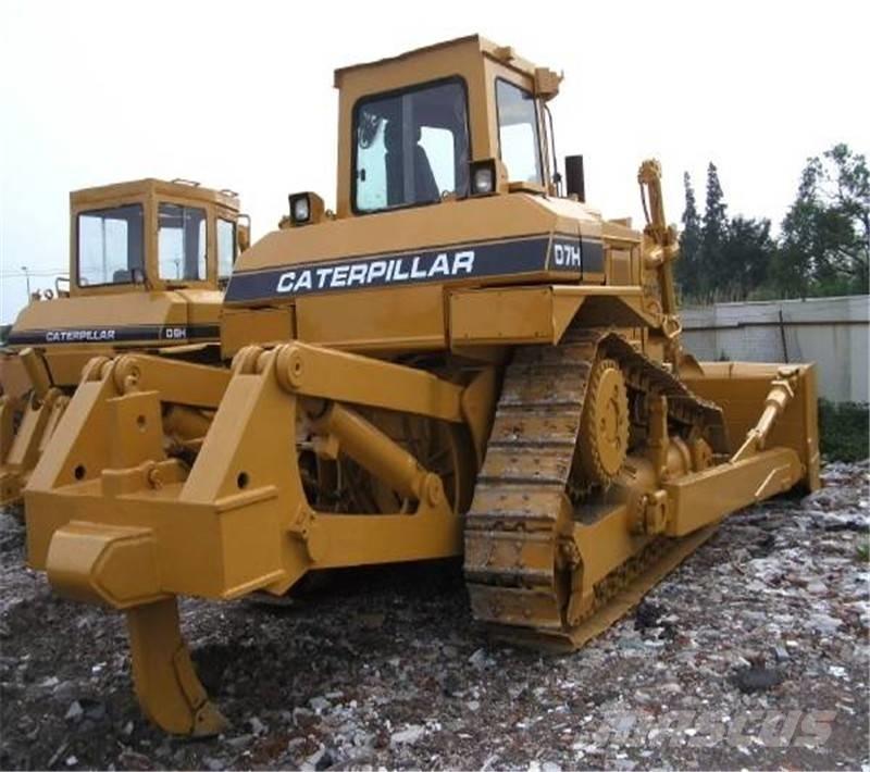 CAT D 7  H Crawler dozers