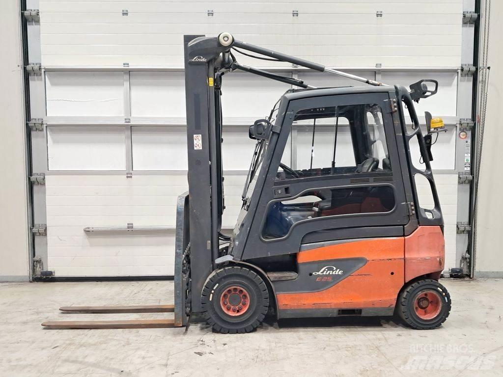 Linde E25-01 Electric forklift trucks