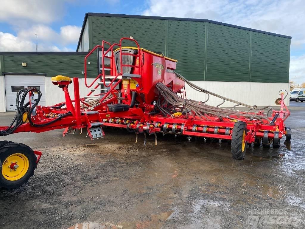 Väderstad Rapid800 Drills