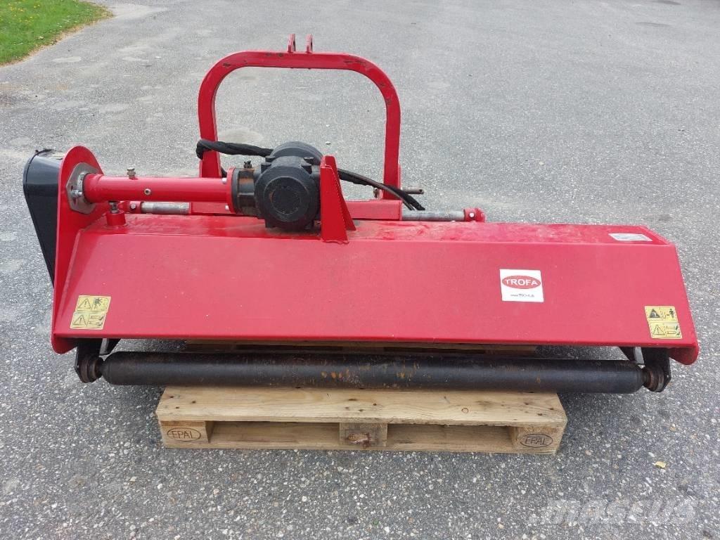 Bonnet Betesputs Pasture mowers and toppers