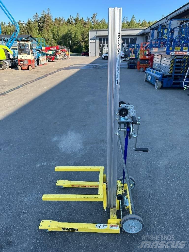 Sumner 2210 Used Personnel lifts and access elevators